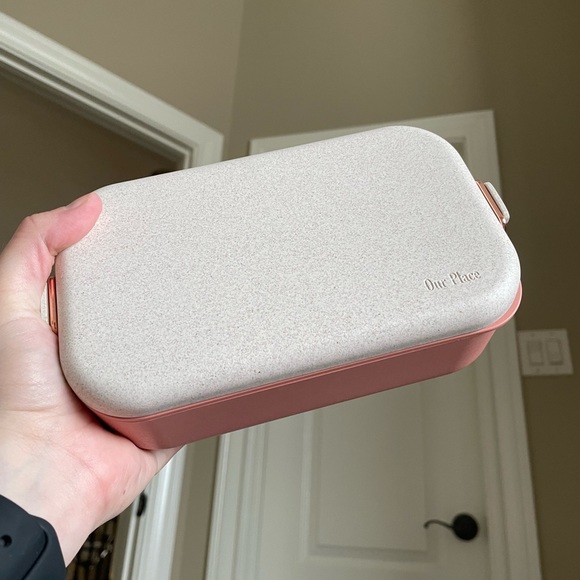 NIB Our Place Pink Bento Box - Picture 4 of 5